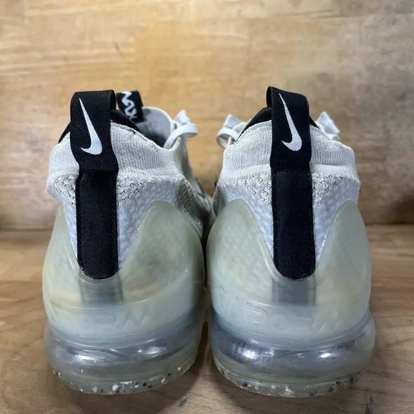 Nike Air VaporMax 2021 Flyknit Mens Size 13 Running Shoes Sneakers Gray - Picture 5 of 10